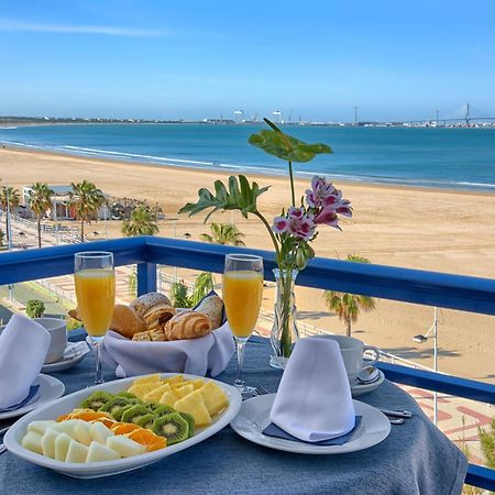 Hotel Puerto Bahia & Spa 엘푸에르토데산타마리아 외부 사진