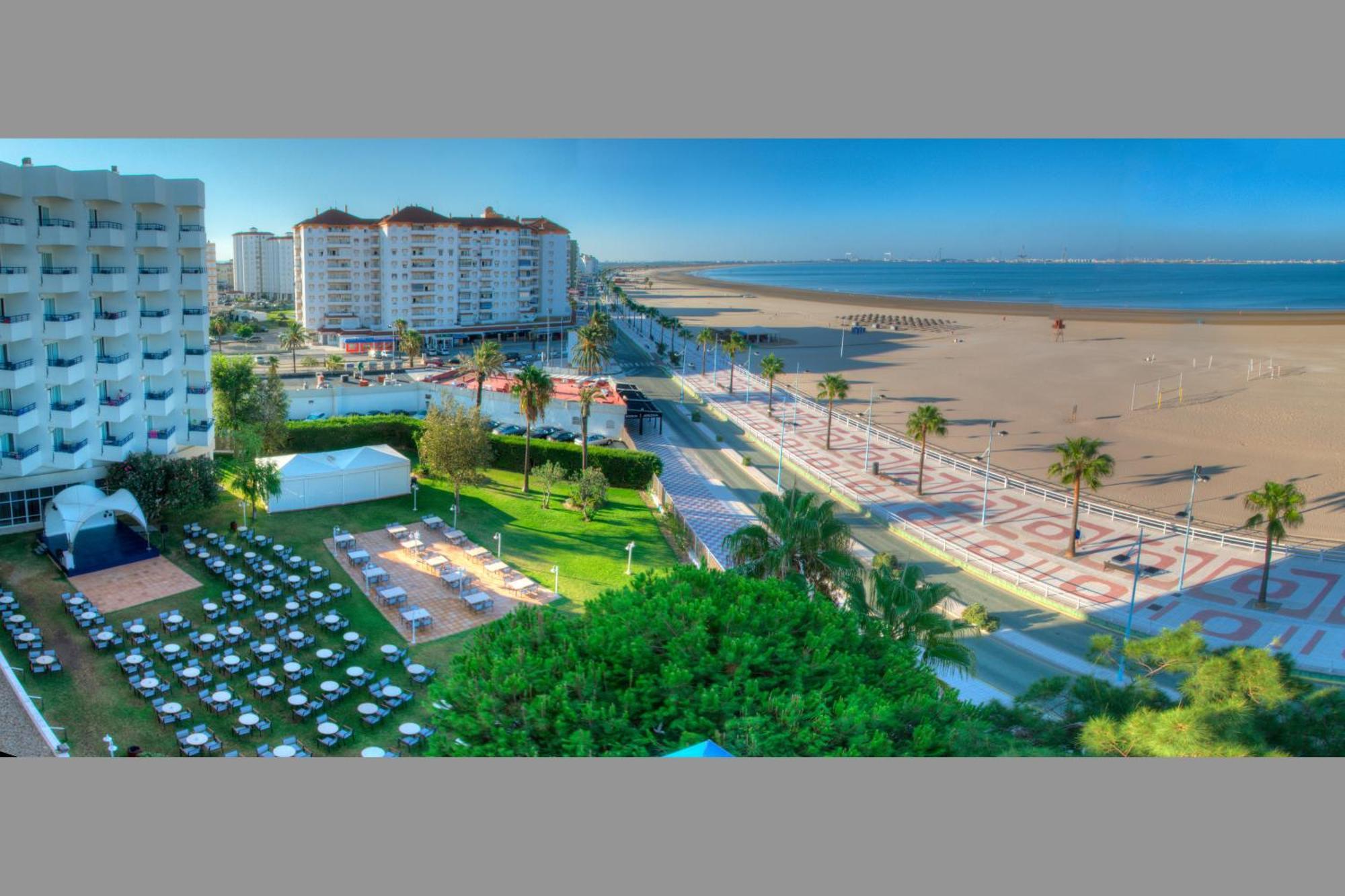 Hotel Puerto Bahia & Spa 엘푸에르토데산타마리아 외부 사진