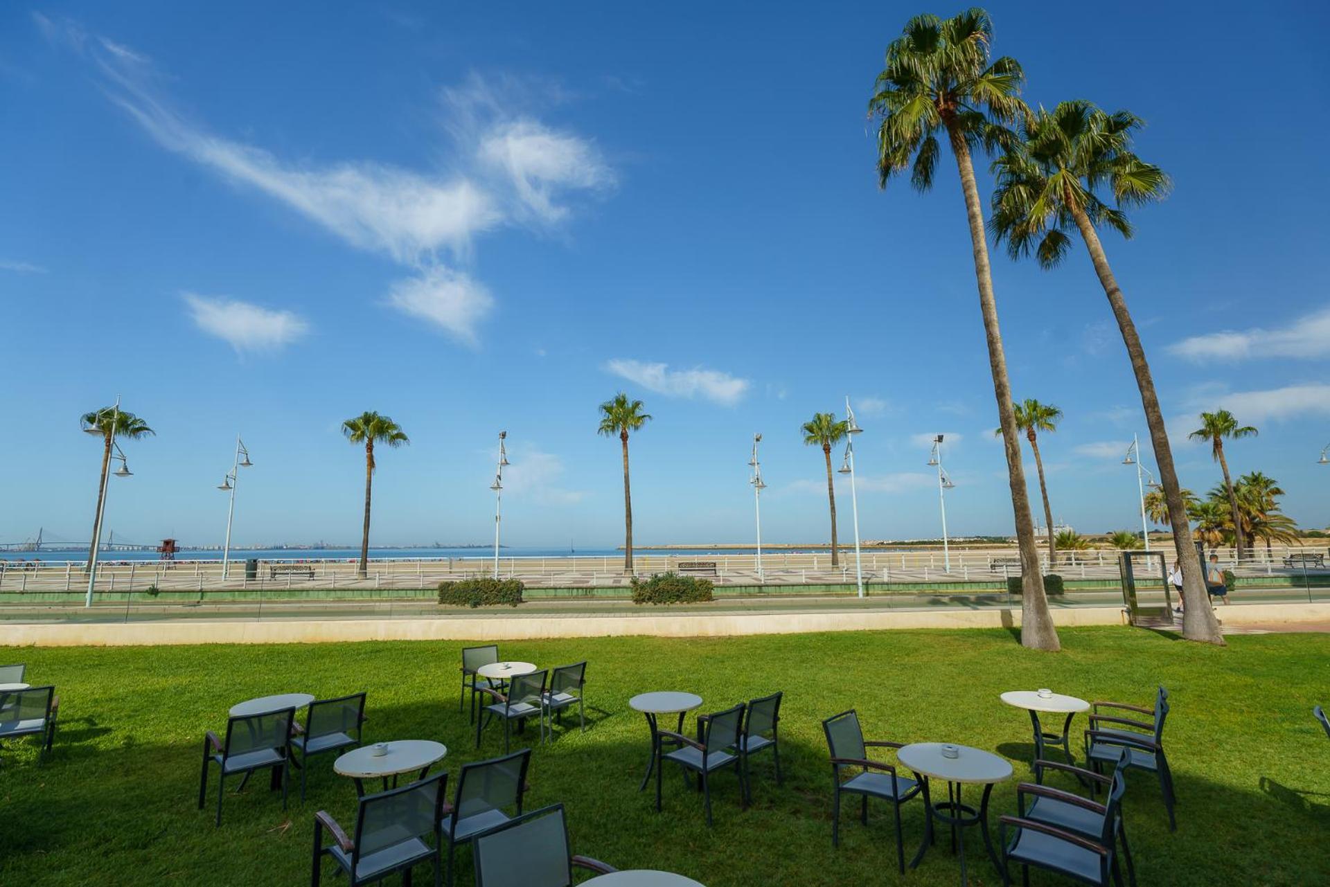 Hotel Puerto Bahia & Spa 엘푸에르토데산타마리아 외부 사진