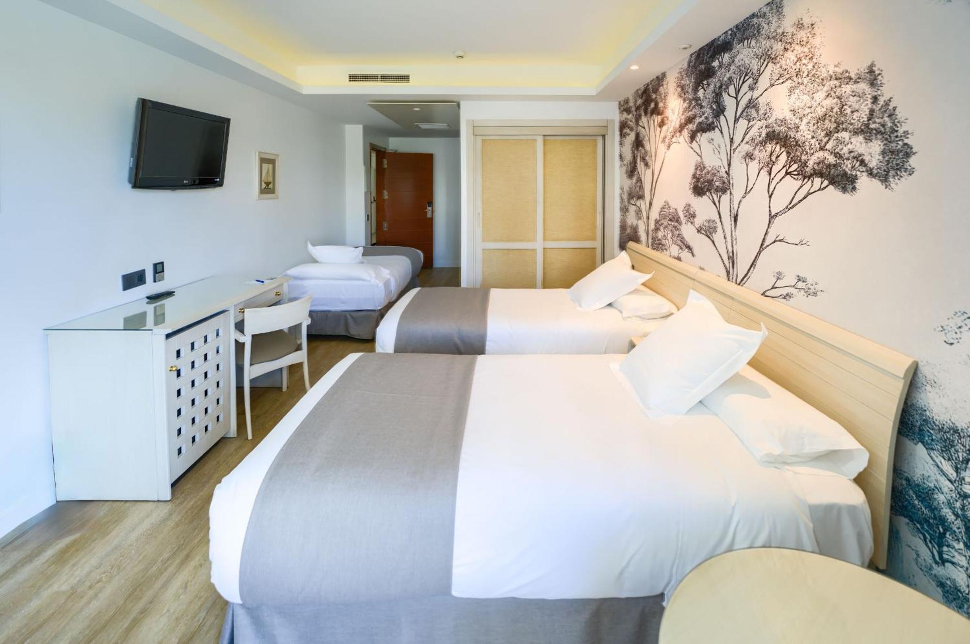Hotel Puerto Bahia & Spa 엘푸에르토데산타마리아 외부 사진